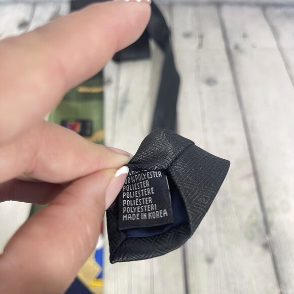 Vintage Mickey Mouse Unlimited Necktie Green Blue Novelty Cartoon Collectible - Picture 6 of 11